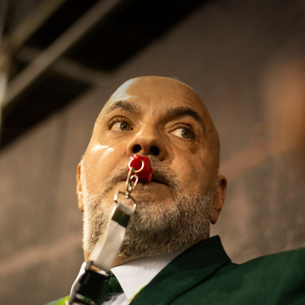 Quem é o mestre adamastor corrigido 2